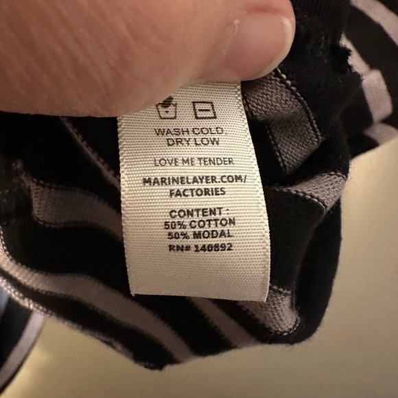 Marine Layer MacKenzie Black Gray Striped Pocket Crew Neck Mini Dress Size Small - Picture 5 of 6